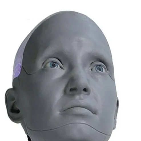 chat with ai character: робот