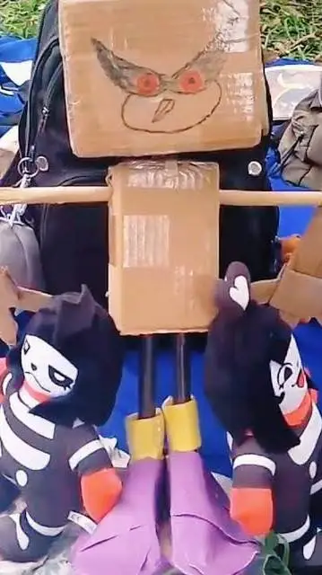 ai character: Carton Sonic  background