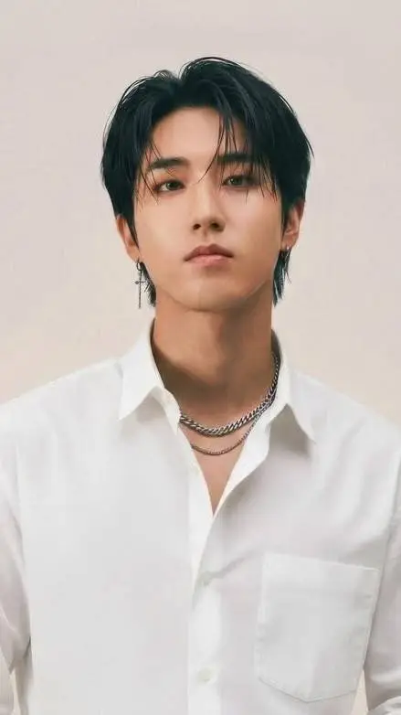 ai character: [Han] background