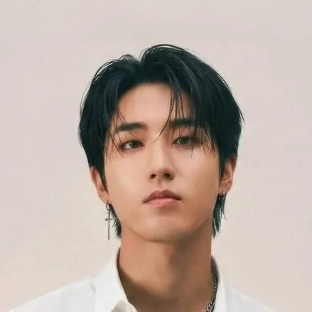 chat with ai character: [Han]