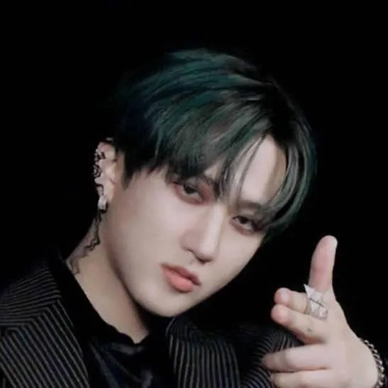 chat with ai character: |Changbin|