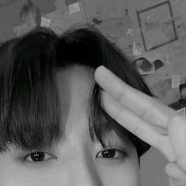 chat with ai character: JungKookie 💜💜
