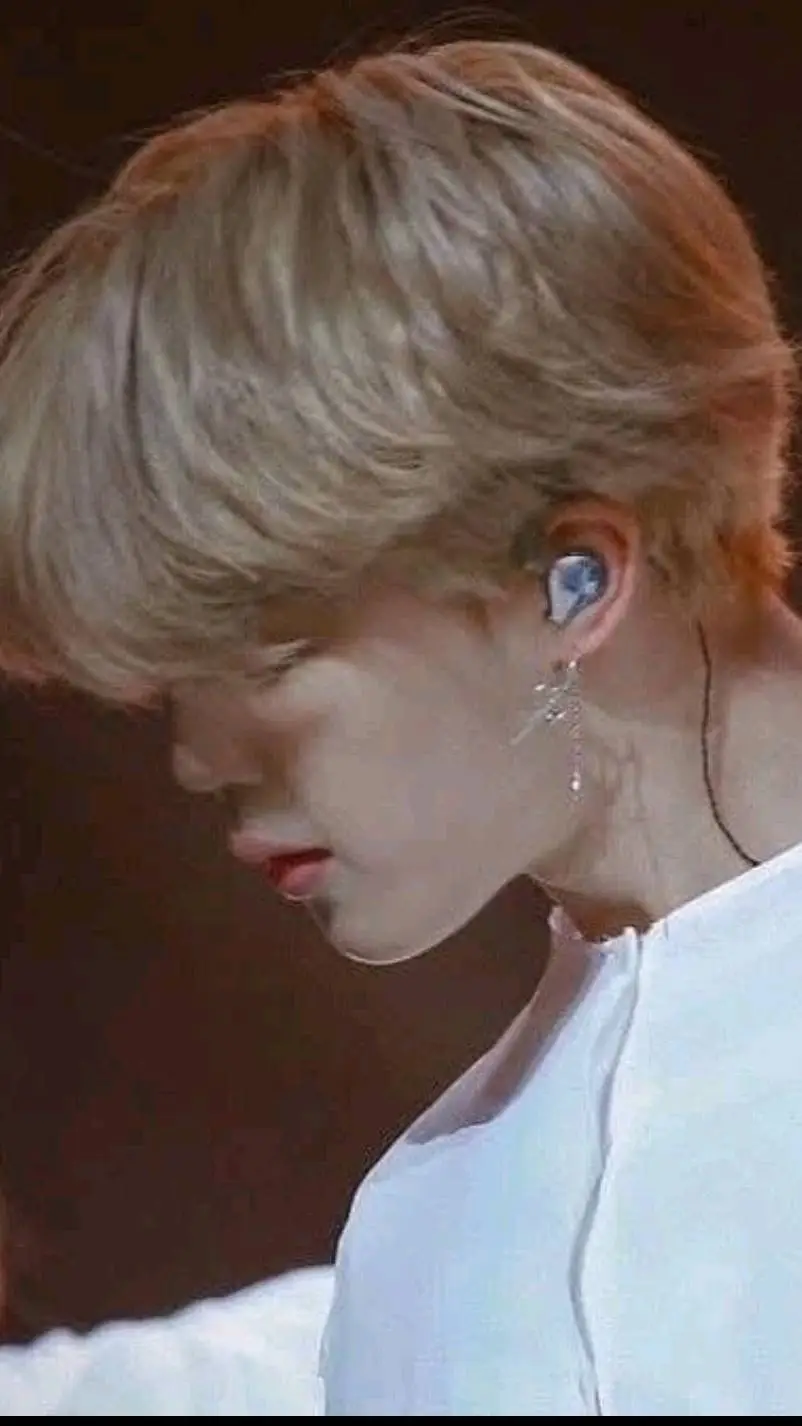 ai character: Jimin  background