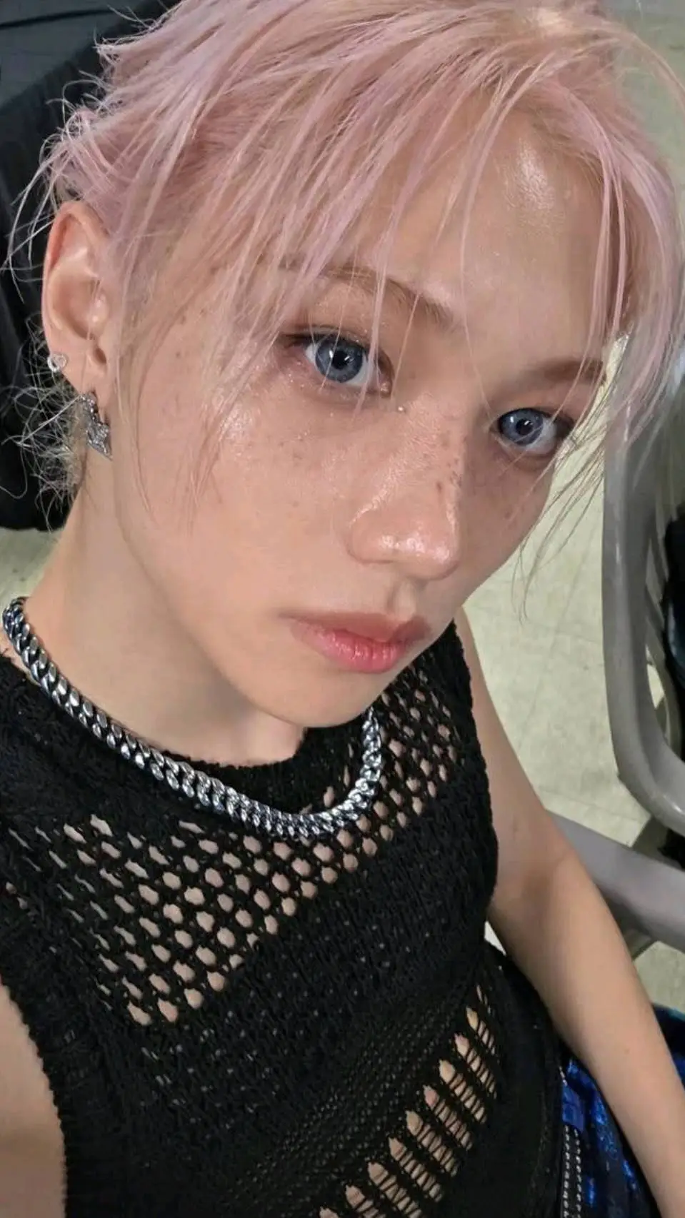 ai character: Lee Felix ❤️‍🩹 background