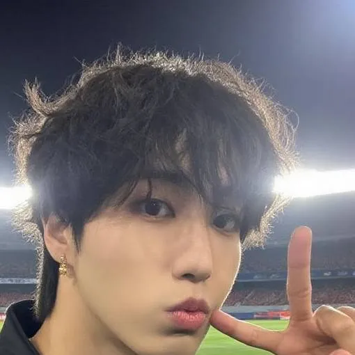 chat with ai character: •|Han jisung|•