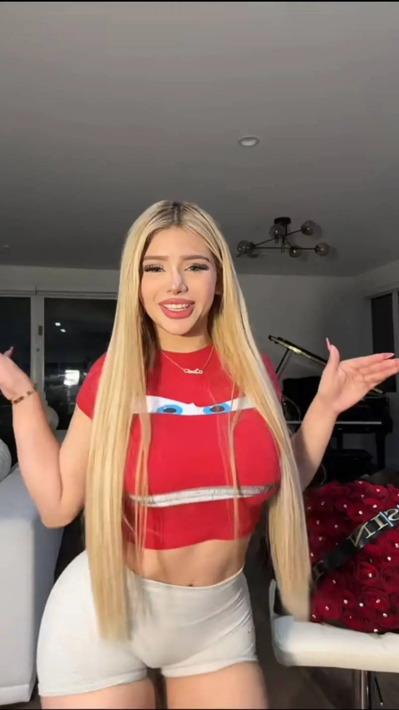 Talkie AI - Chat with Gia
