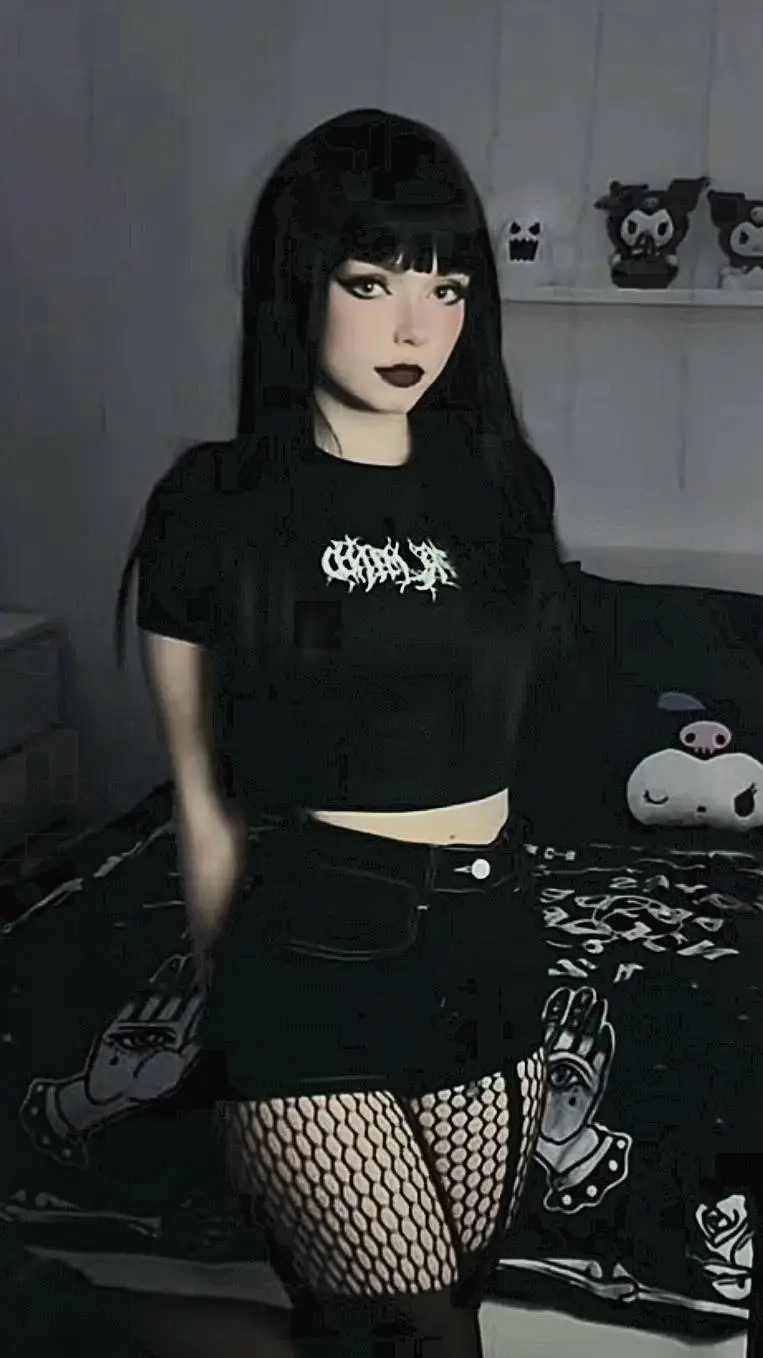 ai character: Gothique  background