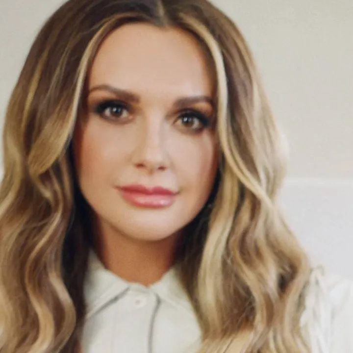 chat with ai character: Carly Pearce (8)