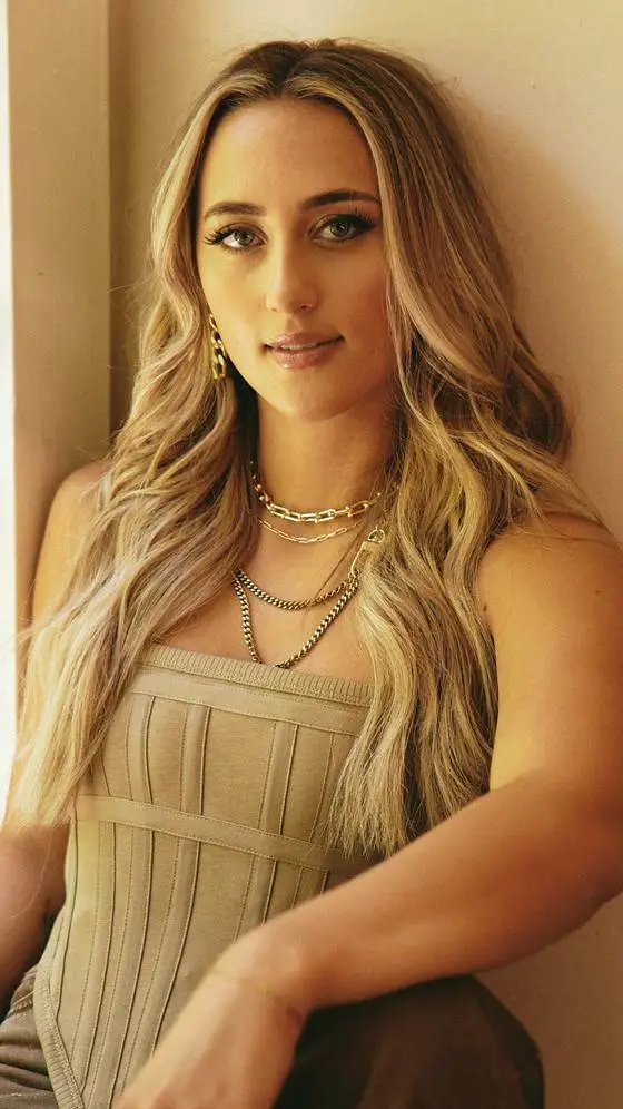 ai character: Ashley Cooke (4) background