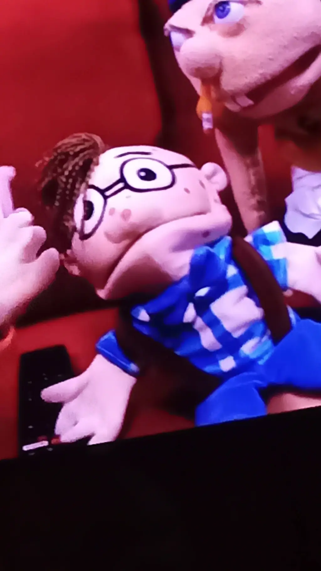 ai character: Sml background