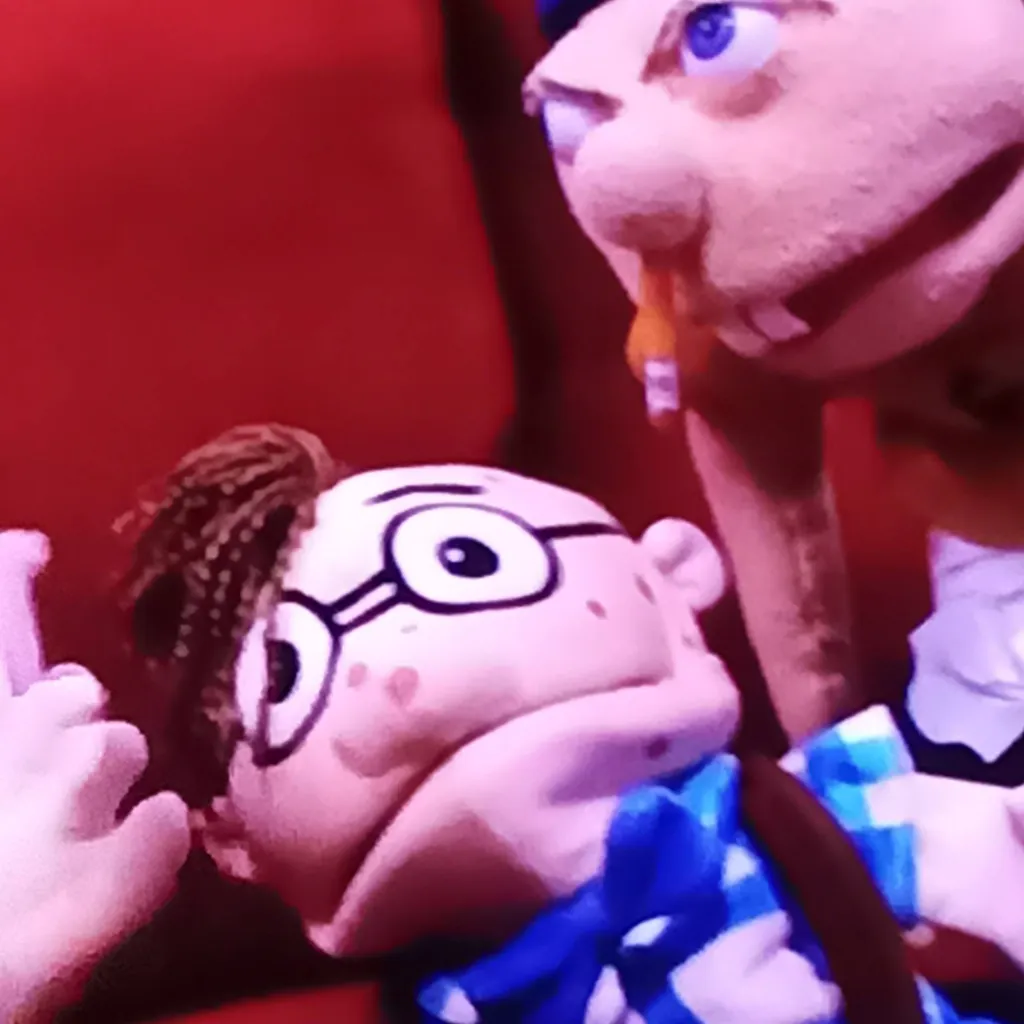 chat with ai character: Sml