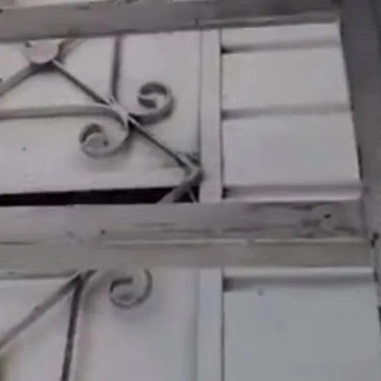 chat with ai character: Adriana