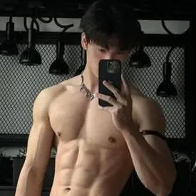 chat with ai character: Mike