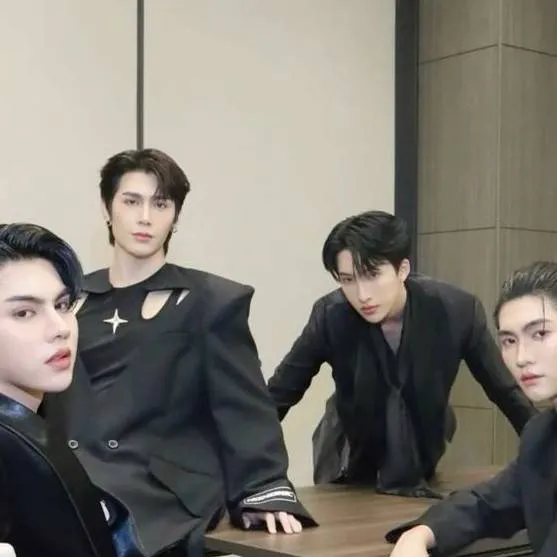 chat with ai character: group of 4 gays