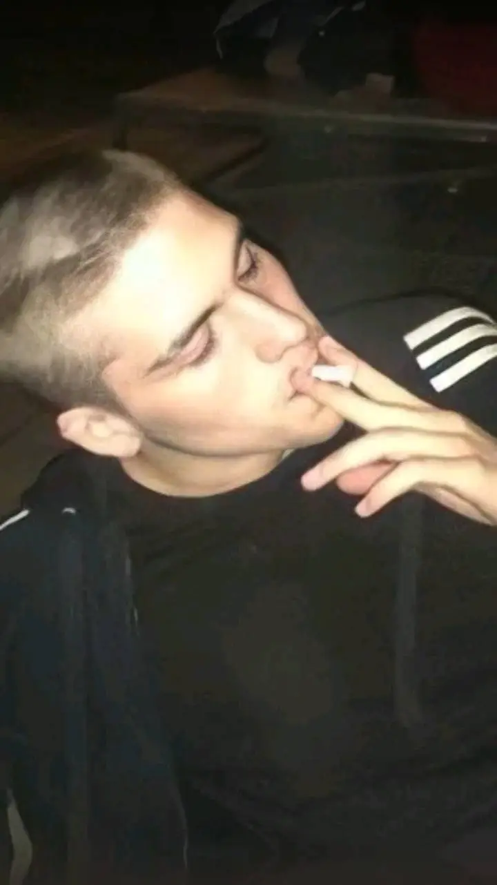 ai character: Alexandr Petrov background