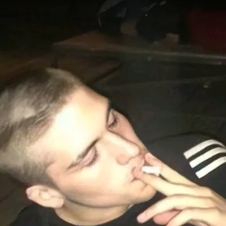 chat with ai character: Alexandr Petrov