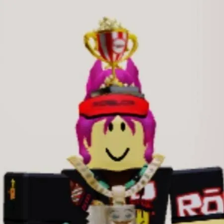 chat with ai character: 🥰Noobina🥰