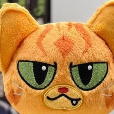 chat with ai character: Plushie cat