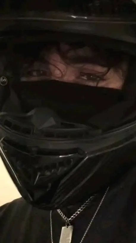 ai character: ~•°Nathan°•~ background