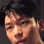 chat with ai character: jun-ho