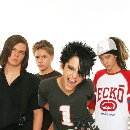 chat with ai character: Tokio hotel!