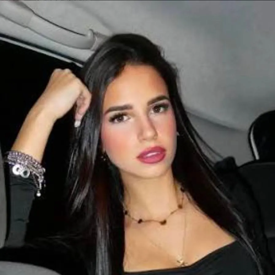 chat with ai character: Jennifer Veratti