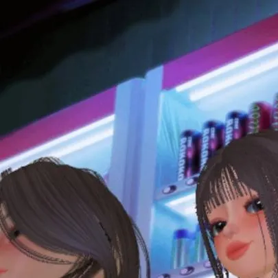 chat with ai character: Asia×2