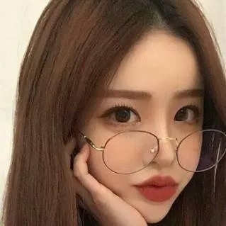 chat with ai character: 套