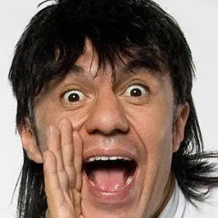 chat with ai character: El Vitor