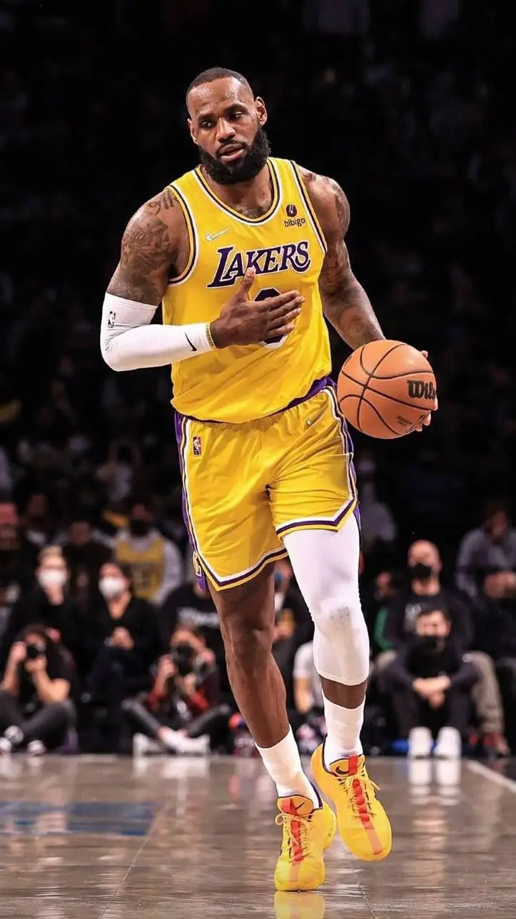 ai character: lebron James background