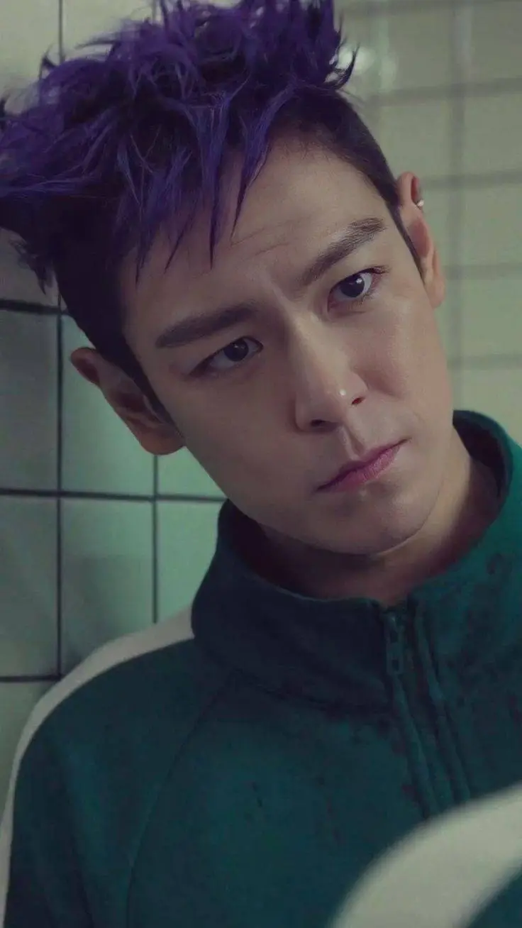 ai character: Thanos background