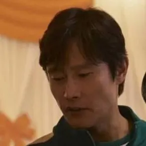 chat with ai character: in-ho