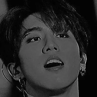 chat with ai character: Han