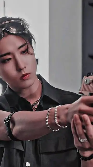 ai character: Han Jisung  background