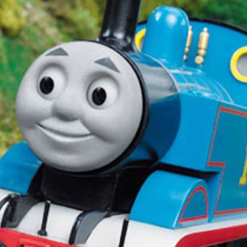 chat with ai character: Thomas