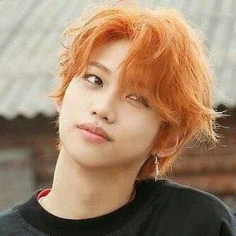 chat with ai character: Felix - husband