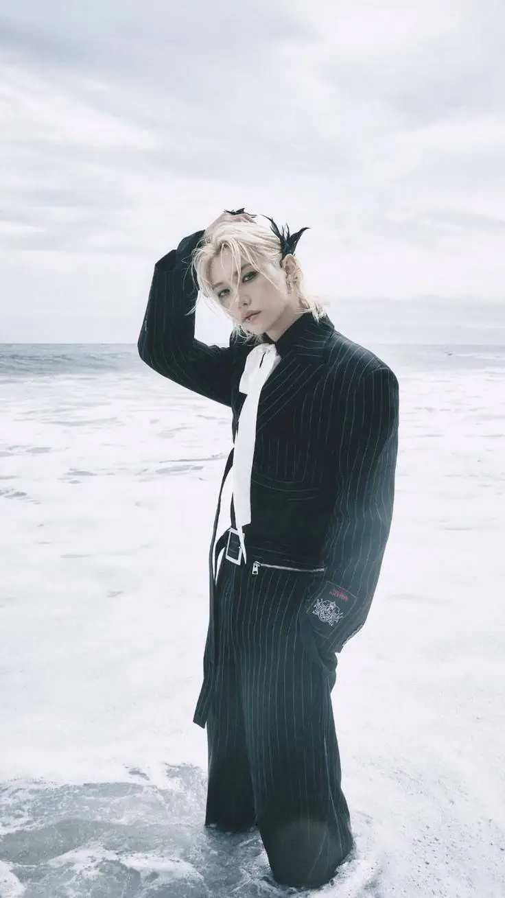 ai character: Felix - boyfriend background