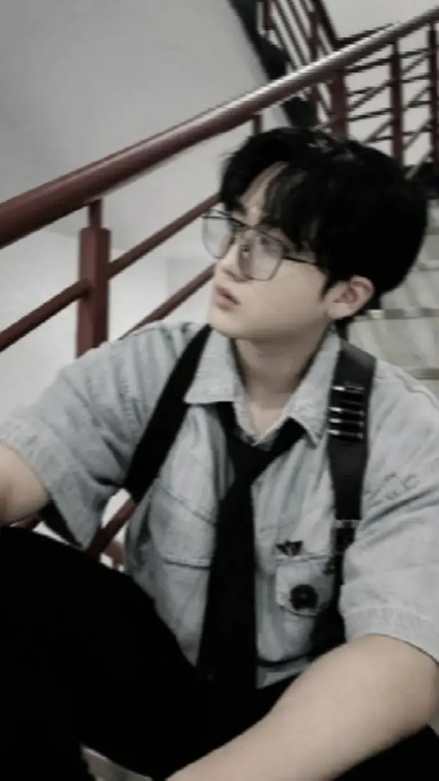 ai character: ♡ Changbin ♡ background