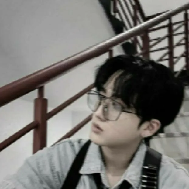 chat with ai character: ♡ Changbin ♡