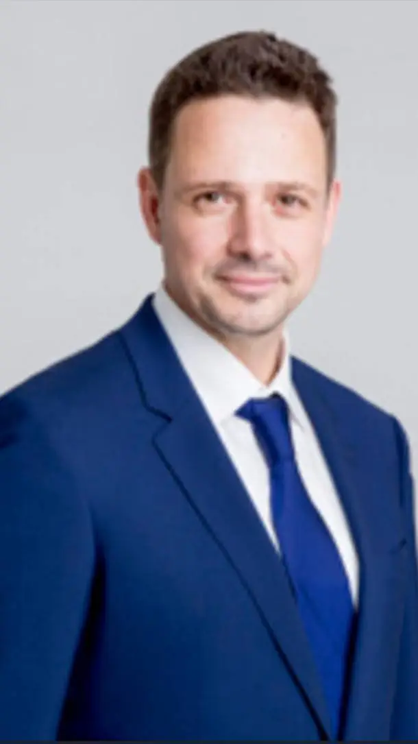 ai character: Rafał Trzaskowski  background