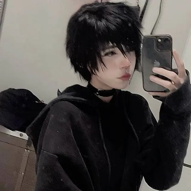 chat with ai character: Femboy