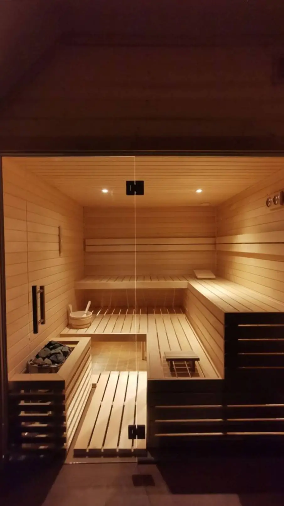 ai character: MHA Sauna public background