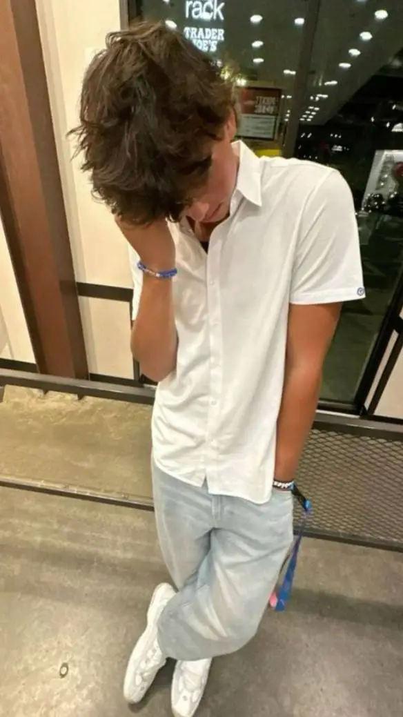 ai character: aiden background