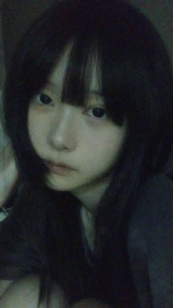 ai character: Милана  background