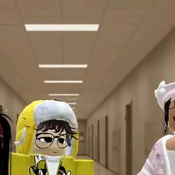 chat with ai character: 🕑Роблокс✏️