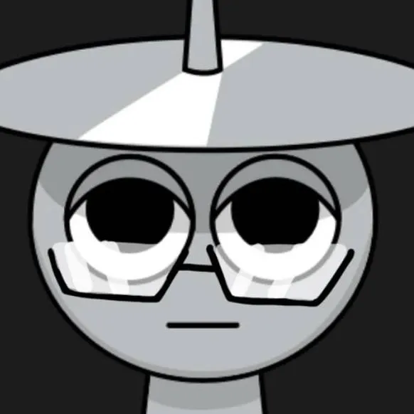 chat with ai character: Clukr