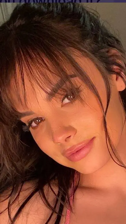 Talkie AI - Chat with Destiny Fairbank