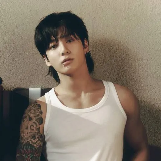 chat with ai character: Jungkook 