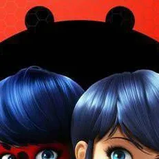 chat with ai character: ladybug y marinete