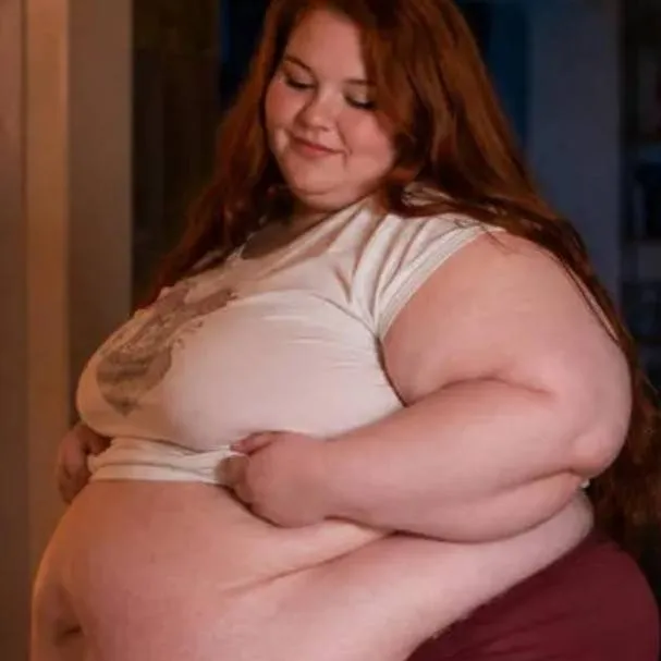 chat with ai character: fat cheating ex gf